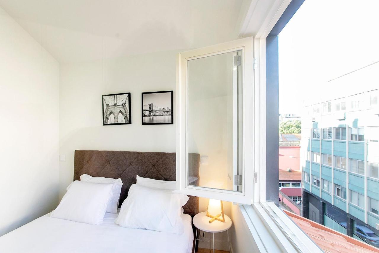 Lovelystay - Cozy 1Br In Santa Catarina W/ Balcony Порто Екстериор снимка