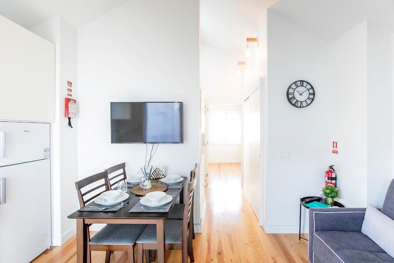 Lovelystay - Cozy 1Br In Santa Catarina W/ Balcony Порто Екстериор снимка